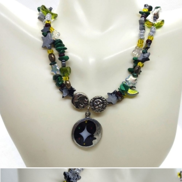 Mystical crescent moon pendulum healing necklace - Picture 3 of 3